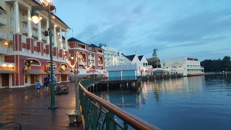 disney-boardwalk-resort-morning-fun-run