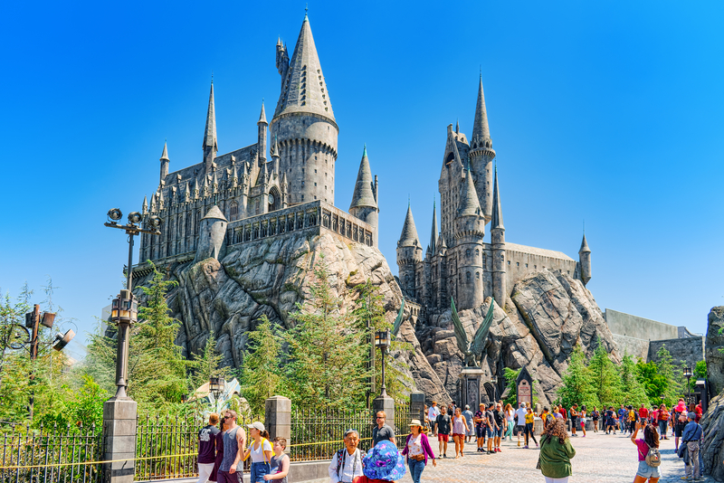 disneyland-traveling-to-Universal-studios-hollywood