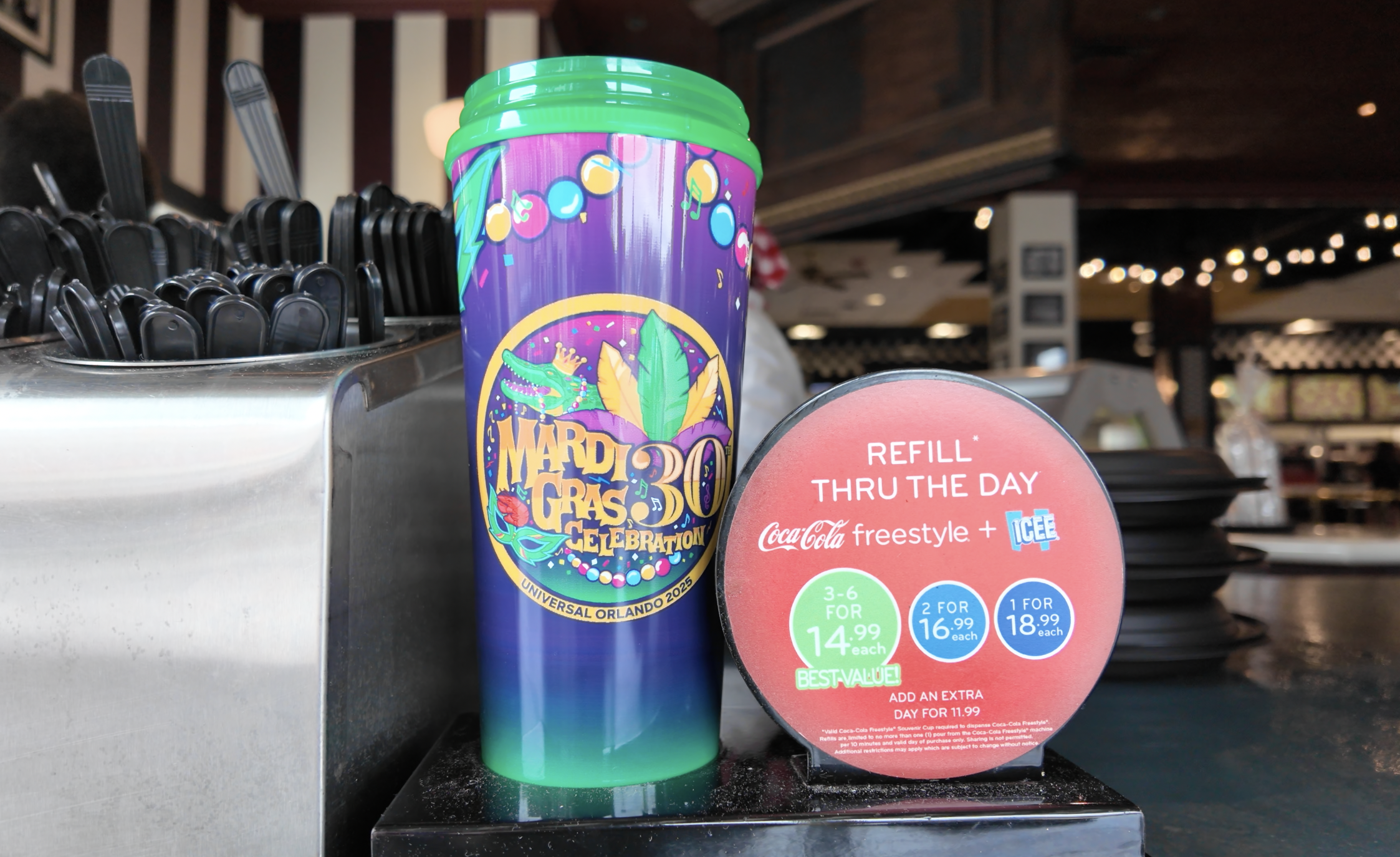 universal-studios-refillable-cups